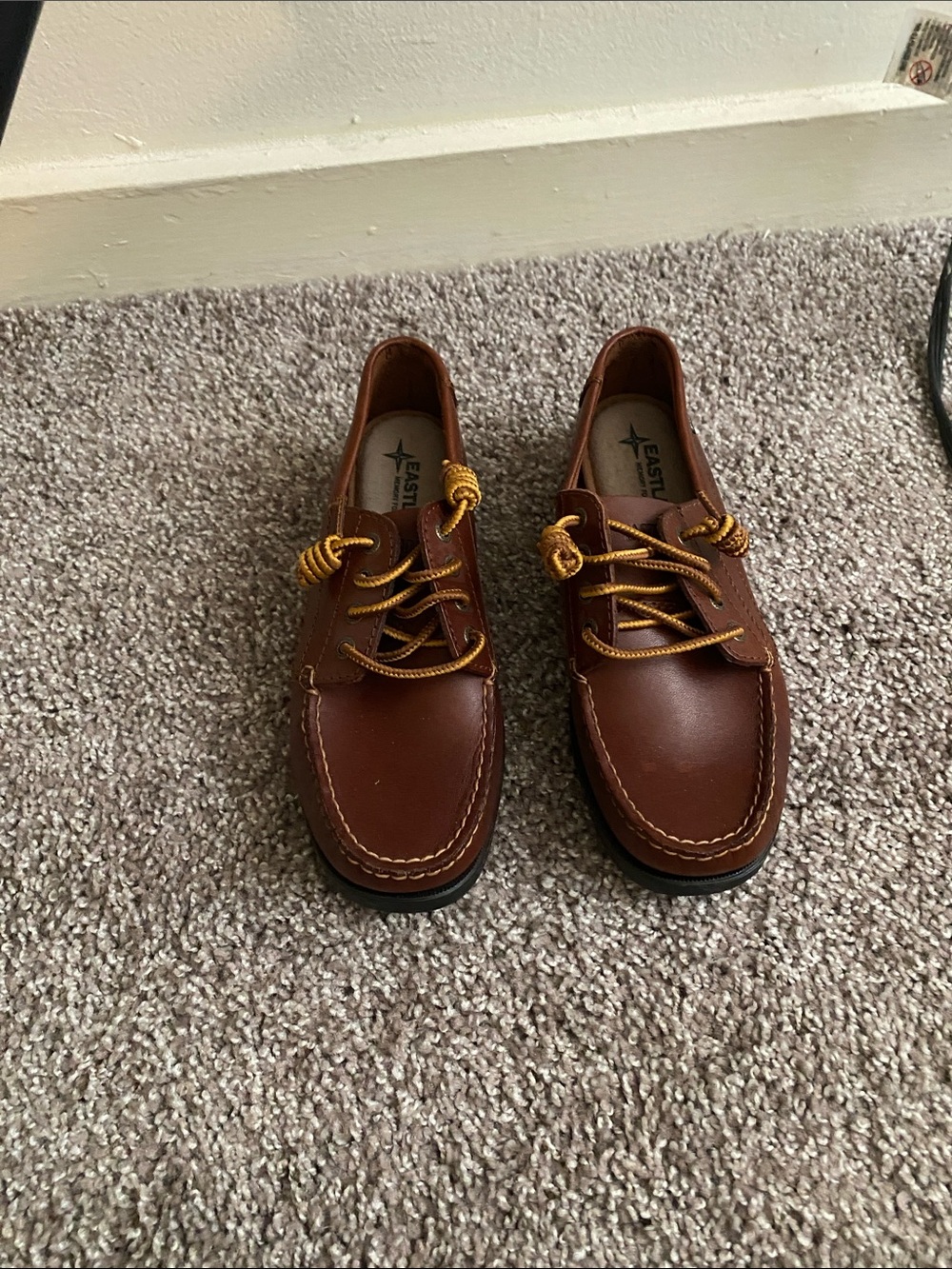 Women’s  Classic Brown Leather Boat Shoes with Contrast Laces